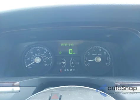 2006 Lincoln Town Car Signature из США, поврежденный, VIN 1LNHM81W86Y603728